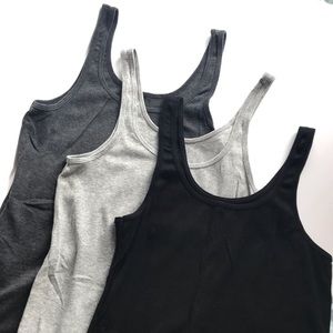 Set of 3 Tank Tops